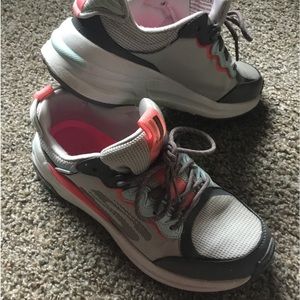 Skechers Athletic Women's Global Jogger Gray Pink Fresh Strike